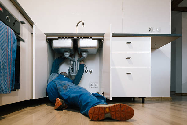 Professional Leak Detection technician working in Port Royal, KY